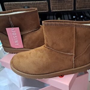 Women's Tan Ankle Booties